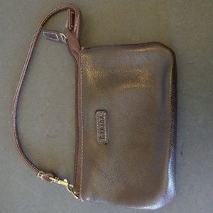 VGUC. Vintage Strada wristlet.